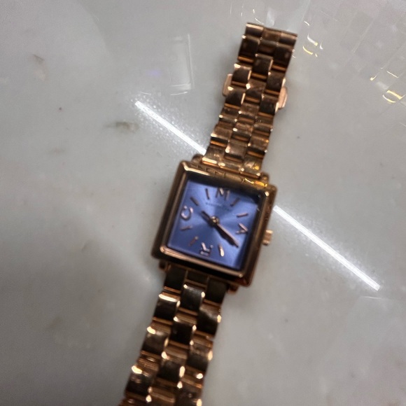 Marc by Marc Jacobs Rose Gold Watch - Picture 4 of 4